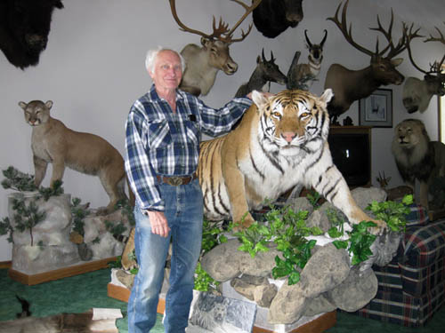 Paul Thomas, Master Taxidermist